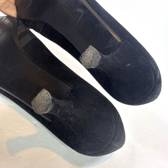 Stuart Weitzman Black Suede Low Heel Pumps Stretch Limo Style Made in Spain 7.5M - Picture 8 of 10